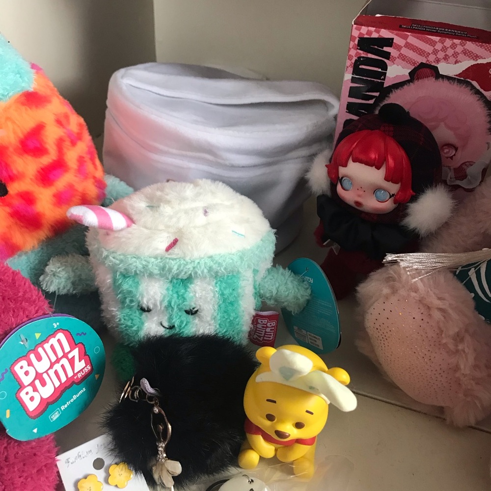 Ultimate bundle!!!! - Picture 3 of 5